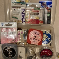 古い釣り道具の画像