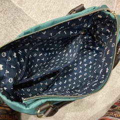 パリ🔴ブランドバッグの画像