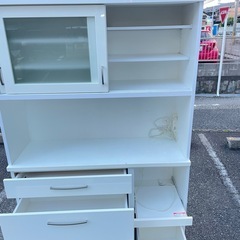 北九州市内配送無料　食器棚　キッチンボード等の画像