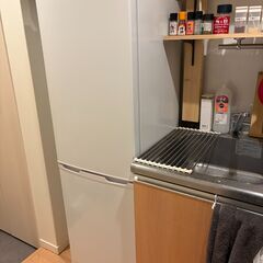 2ドア冷蔵庫の画像