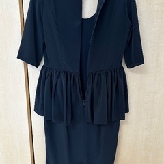 BARNEYS NEW YORK ブラックワンピースの画像