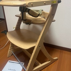 綺麗です✨️大和屋 すくすくチェア テーブガード、セーフティベルト、説明書ありの画像