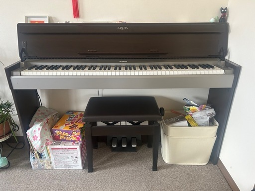 YAMAHA ARIUS 電子ピアノ