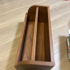 絵本収納棚の画像