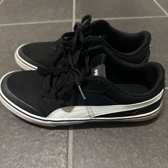 PUMA スニーカー25.5センチの画像