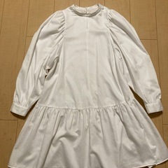 gu ボリュームスリーブワンピース S 白の画像