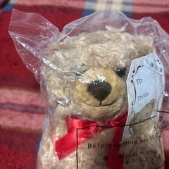 【未開封】テディベア　くまさん　赤リボンの画像