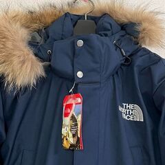The Northface ×　SUPREME　コラボ　ダウンジャケットの画像