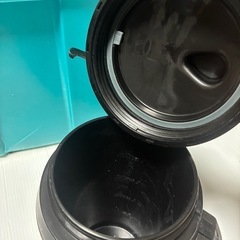 アンダーアーマー　水筒の画像