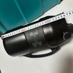 アンダーアーマー　水筒の画像