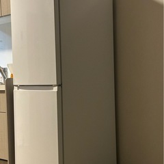ニトリ　冷蔵庫230L 2ドア　の画像