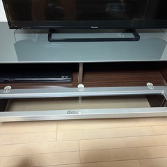 テレビボードの画像