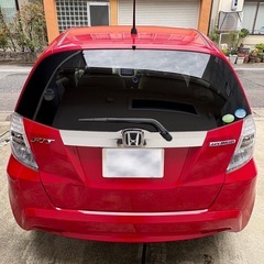ホンダ　フィット　HYBRID 車検　令和8年9月まで。乗って帰れます。の画像