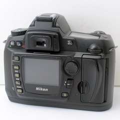 S数約3900回！Nikon D70s★高倍率レンズ★スマホ転送★すぐ使える  1ヶ月動作補償あり！ 安心のゆうパック代引き発送！ 送料、代引き手数料無料！の画像