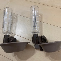 水飲み　2個セット　ペットボトル対応　犬用品　　の画像