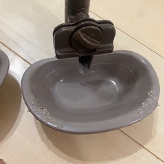 水飲み　2個セット　ペットボトル対応　犬用品　　の画像