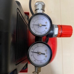 オイルレスエアーコンプレッサー　タンク容量6Lの画像