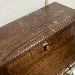 小さめライティングデスクの画像