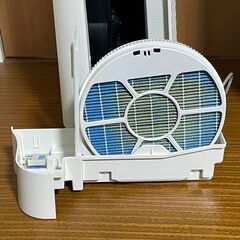 ★動作確認済み★シャープ　加湿空気清浄機　プラズマクラスター　2019年製　KC-H50　ホワイトの画像