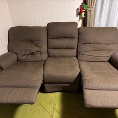 ニトリリクライニングソファーです。です。の画像