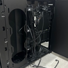 コルセア5000D AIRFLOWケースとiCUE H150i RGB ELITE簡易水冷クーラーのセット 
中古の画像