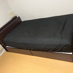 セミダブルベットフレームの画像