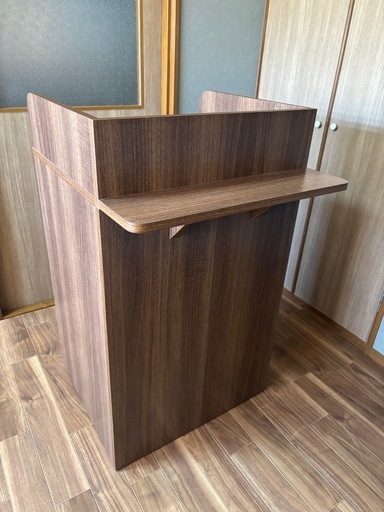 鍵付き受付カウンター