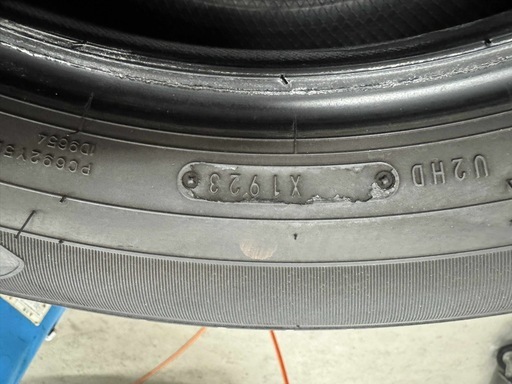 225/60r18 100Hダンロップ2023-2024年製4本セット(タイヤのみ)