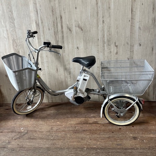 ブリヂストン 電動アシスト三輪自転車  アシスタワゴン ホワイト 電動アシスト自転車 充電器付き