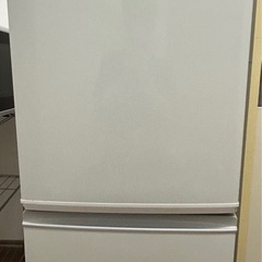 SHARP 
冷蔵庫の画像