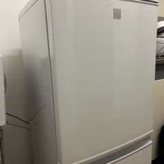 SHARP 
冷蔵庫の画像