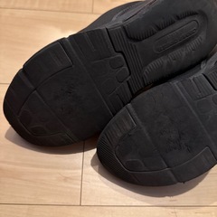 スパッとシューズ 24cm ブラックの画像