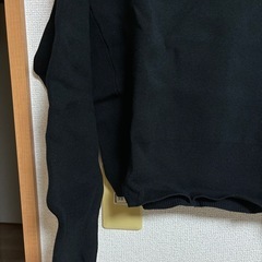 GU トップスの画像