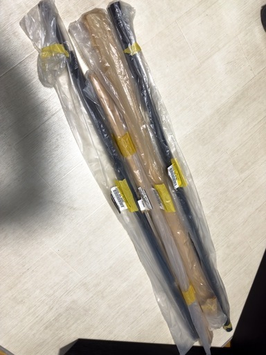 CREWプレマシー　純正ベルトラインモール 新品・未開封4本