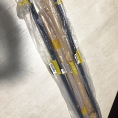 CREWプレマシー　純正ベルトラインモール 新品・未開封4本の画像