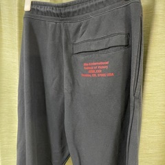 【NIKE】SWOOSH スウェットトレーナー 刺繍ロゴ入り ブラック サイズL  セットアップ トレーナー ジャージ ブラック黒の画像