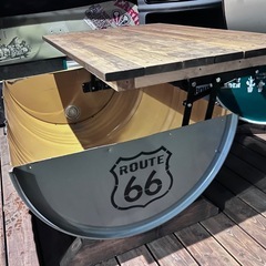 ドラム缶ハーフテーブル（リフトアップ式）➕ドラム缶ソファーのセット販売の画像