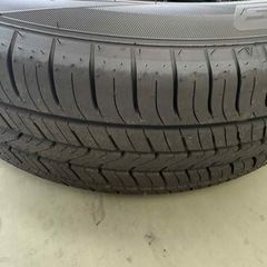 225/60r18 100Hダンロップ4本セット(タイヤのみ)の画像