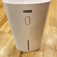 除湿器　コンパクト　ペルチェ式　の画像