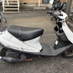 スズキ　アドレスV100の画像