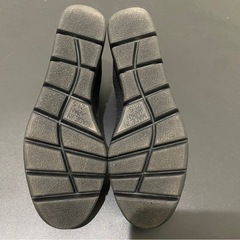 ★First Contact ファースト コンタクト  ウェッジソールパンプス　21.5センチの画像