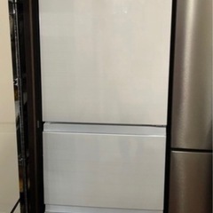 Haier ハイアール　ノンフロン冷凍冷蔵庫　335L ホワイト　JR-CV3A 一人暮らし　二人暮らし　カップル　同棲　単身赴任　自炊　冷蔵庫  移住　ひっこし引っ越しの画像
