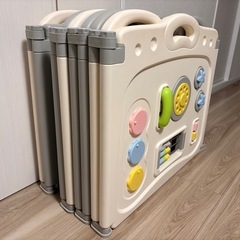 クラウドキャッスル 折りたたみ式ベビーサークルの画像