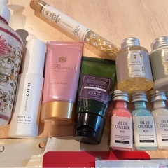 化粧品類詰め合わせの画像