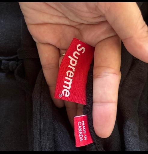supreme  パーカー