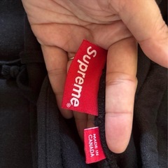 supreme  パーカーの画像