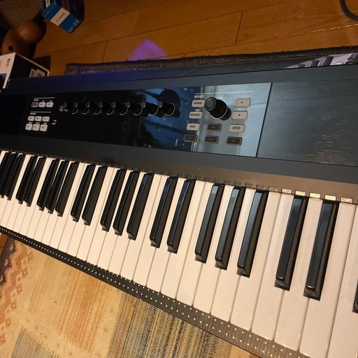 【引き取り限定】Native Insturments KOMPLETE KONTROL S61