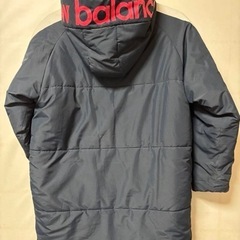 New Balance ベンチコート　130センチの画像