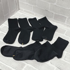 【7足セット】 新品未使用 靴下 クルーソックス リブ 男女兼用 メンズ レディース くつ下 ブラック シンプル カジュアル ストリート スポーティーの画像