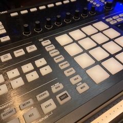 【引き取り限定】Native instruments MASCHINE STUDIOの画像